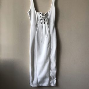 Midi dress with Cruz’s cross detailing